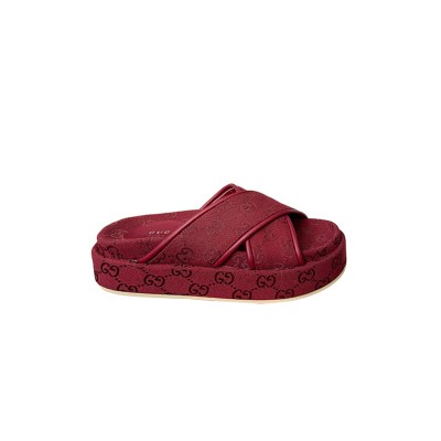 GUCCI WOMEN'S GG PLATFORM SANDAL 816798